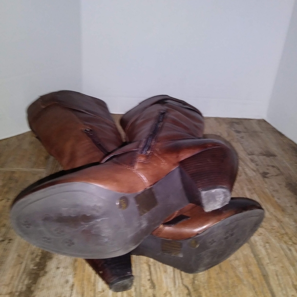 Arturo Chiang Vin Boot - Picture 7 of 8